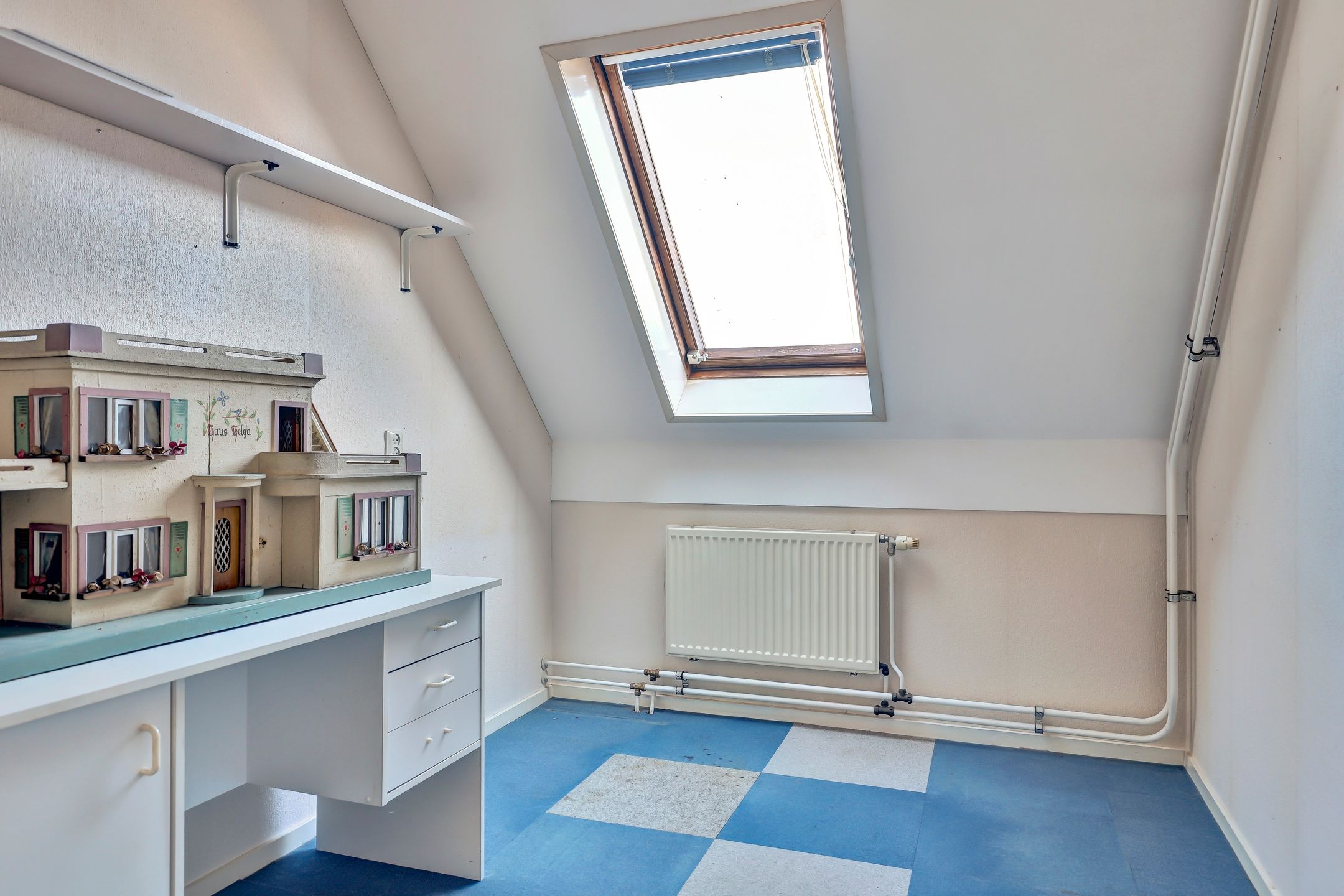 Spacious Semi Detached Family Home with Garden and Garage in Rozeboom — 21