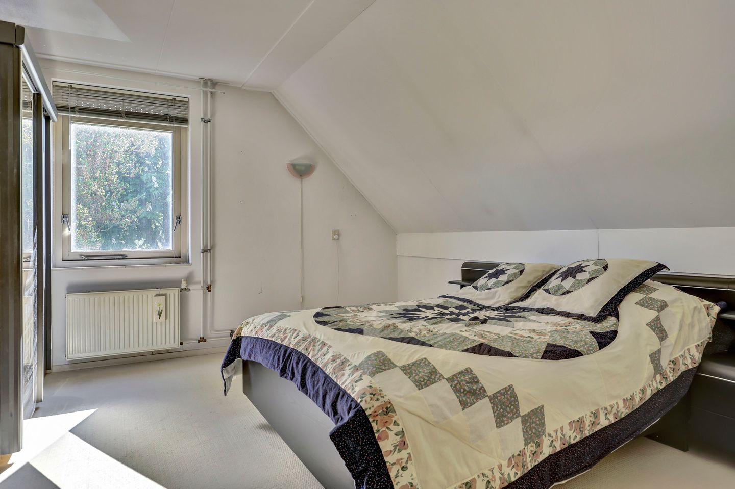 Spacious Semi Detached Family Home with Garden and Garage in Rozeboom — 19