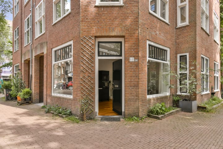 Photo 4 of Zocherstraat 57-H