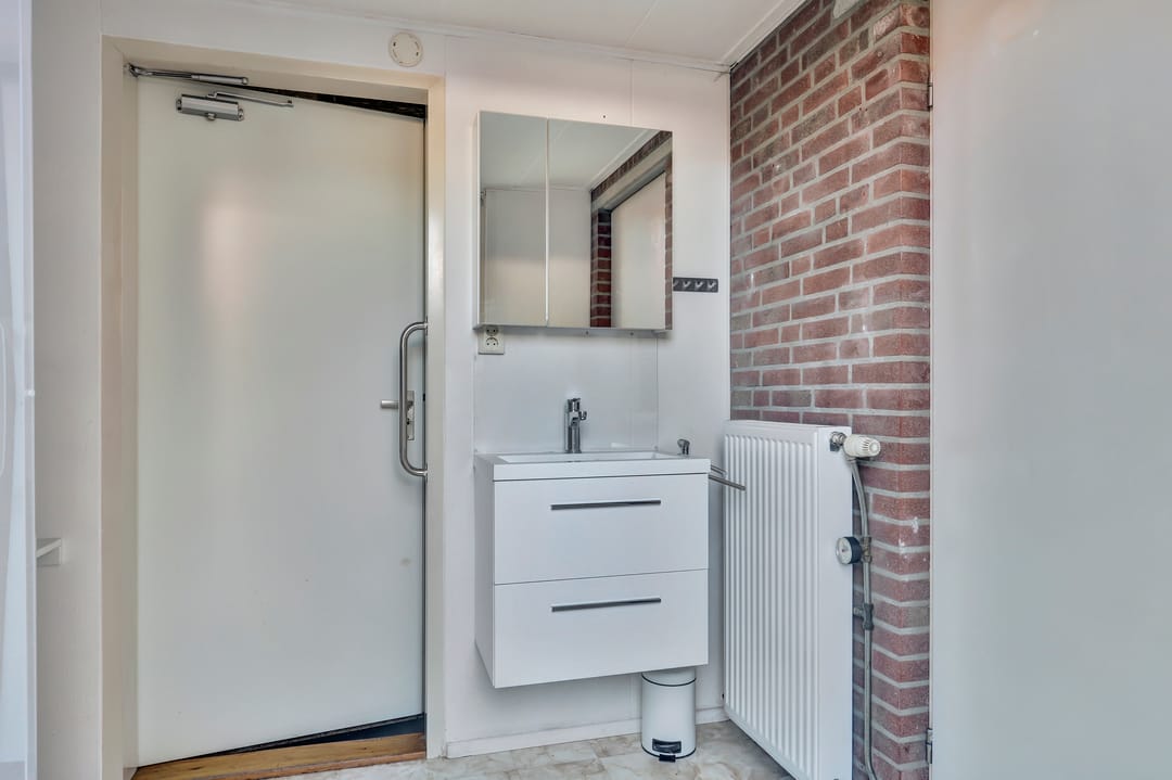 Spacious Semi Detached Family Home with Garden and Garage in Rozeboom — 16