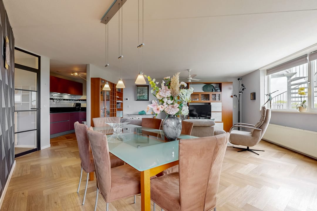 Photo 13 of Vondelstaete 550