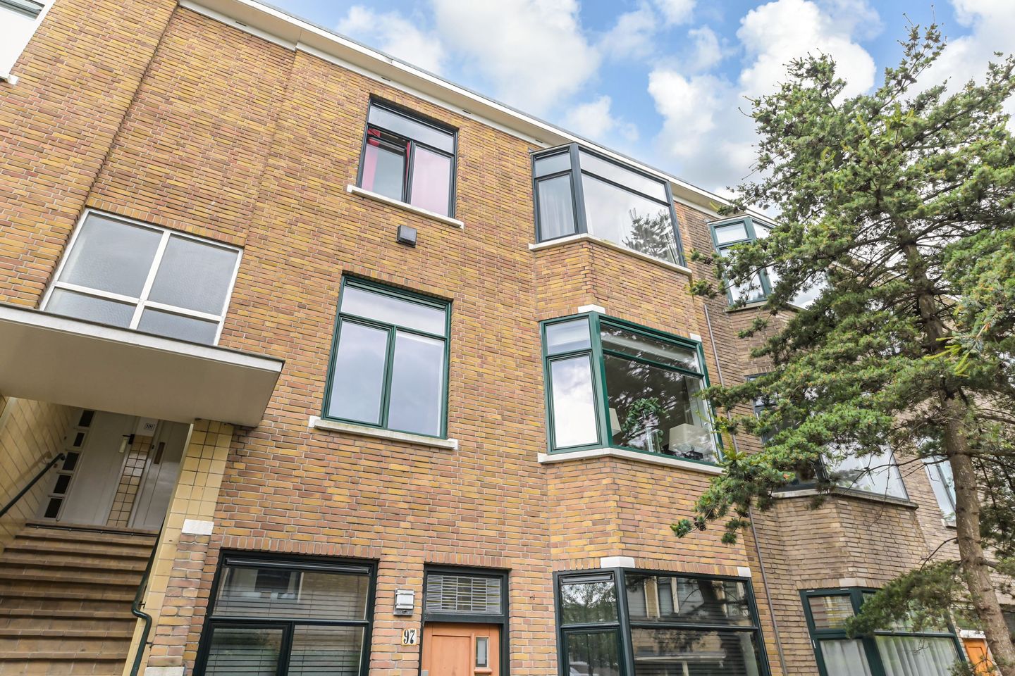 Photo 5 of Van Reesstraat 99