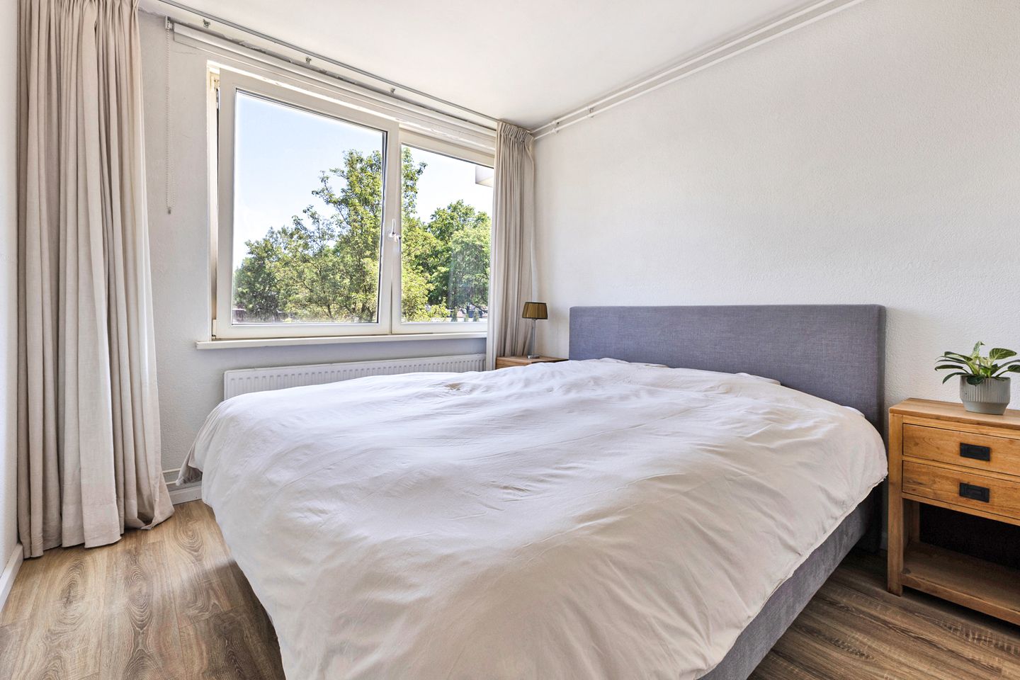 Move-In Ready 3-Room Apartment with Two Balconies in Green De Reit Neighborhood — 14