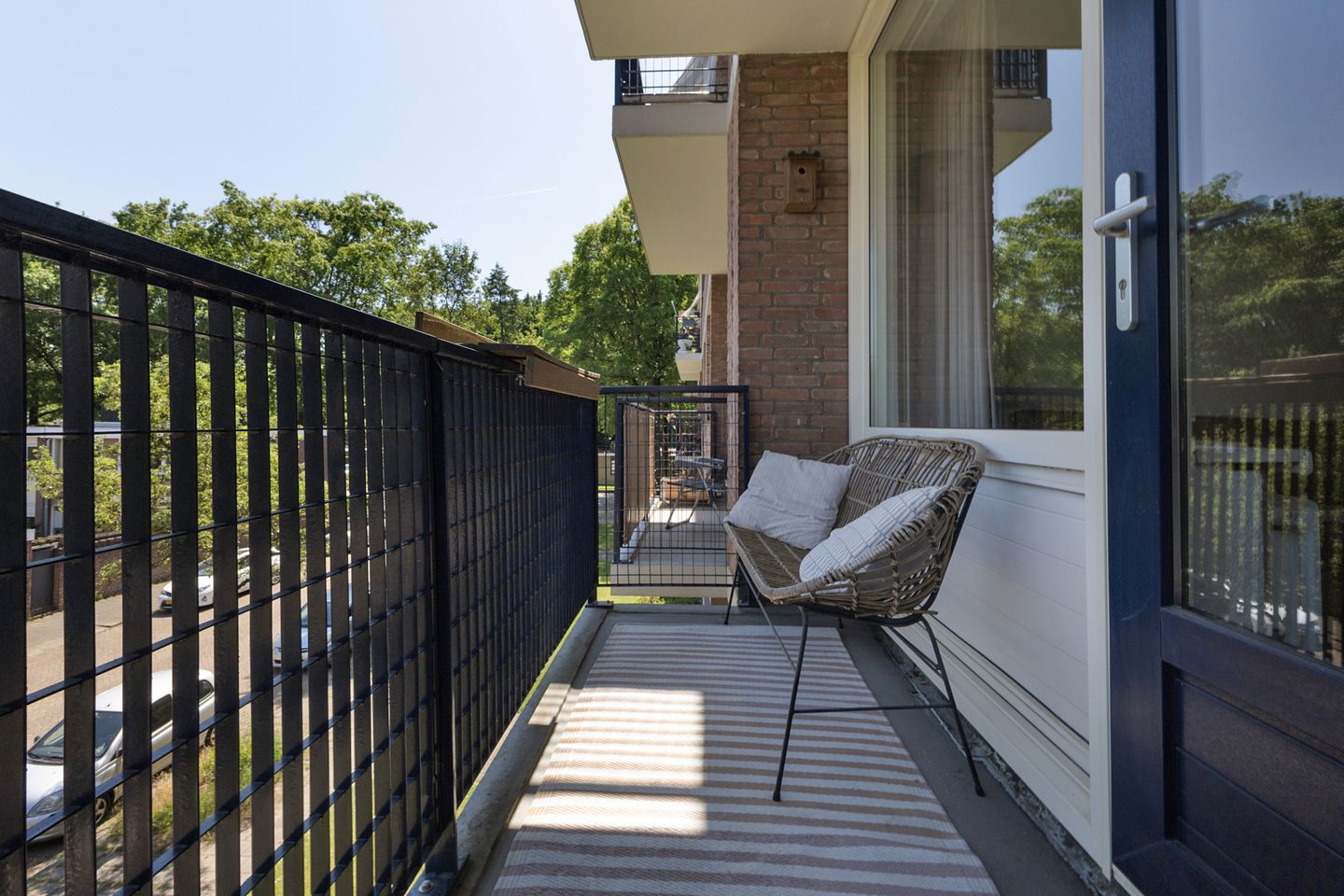 Move-In Ready 3-Room Apartment with Two Balconies in Green De Reit Neighborhood — 20