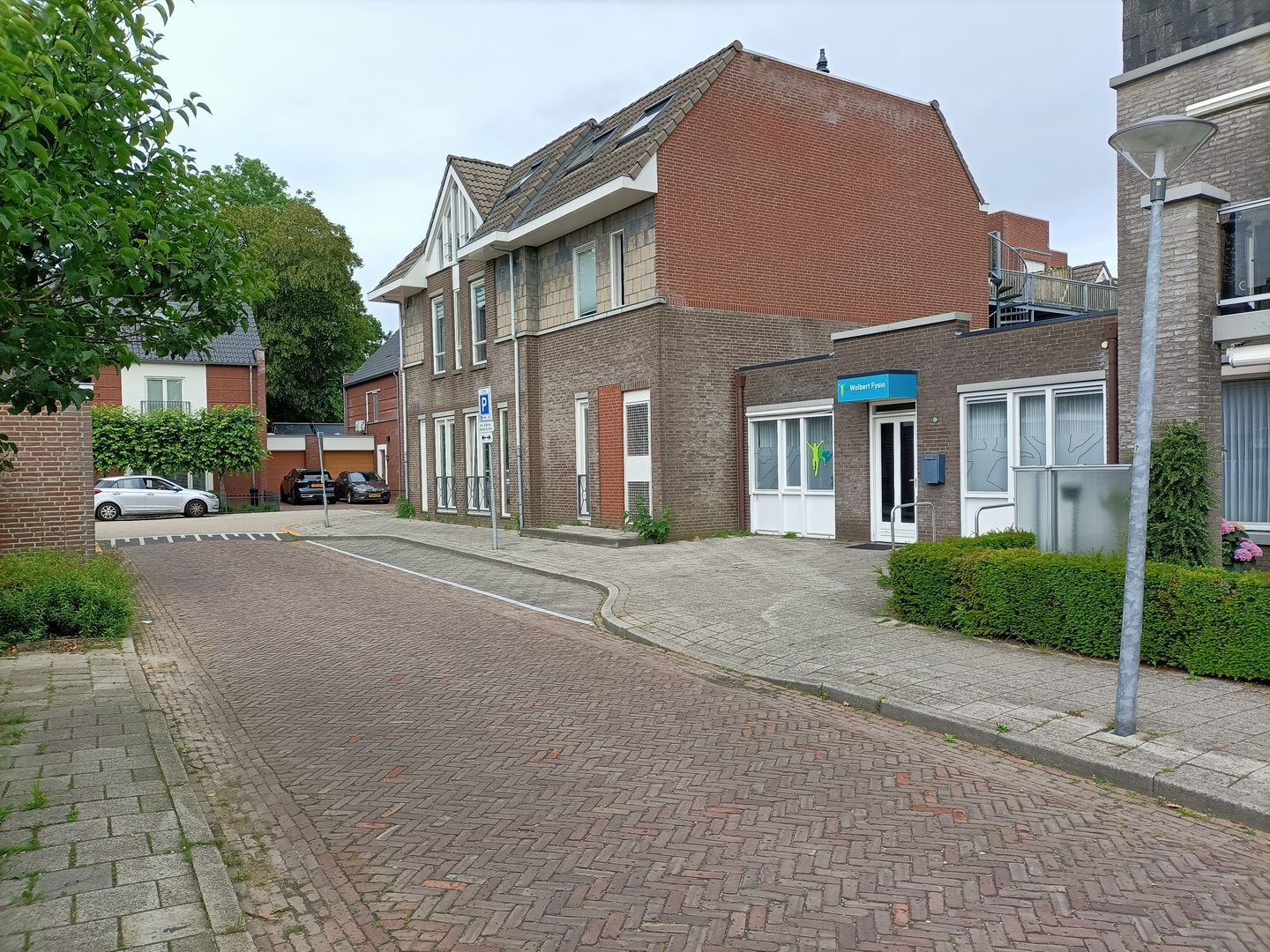 View photo 3 of Rooijsestraat 2
