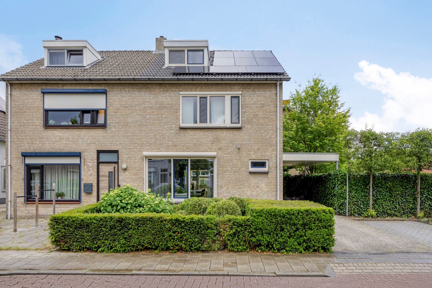Foto 1 van Bernhardstraat 3