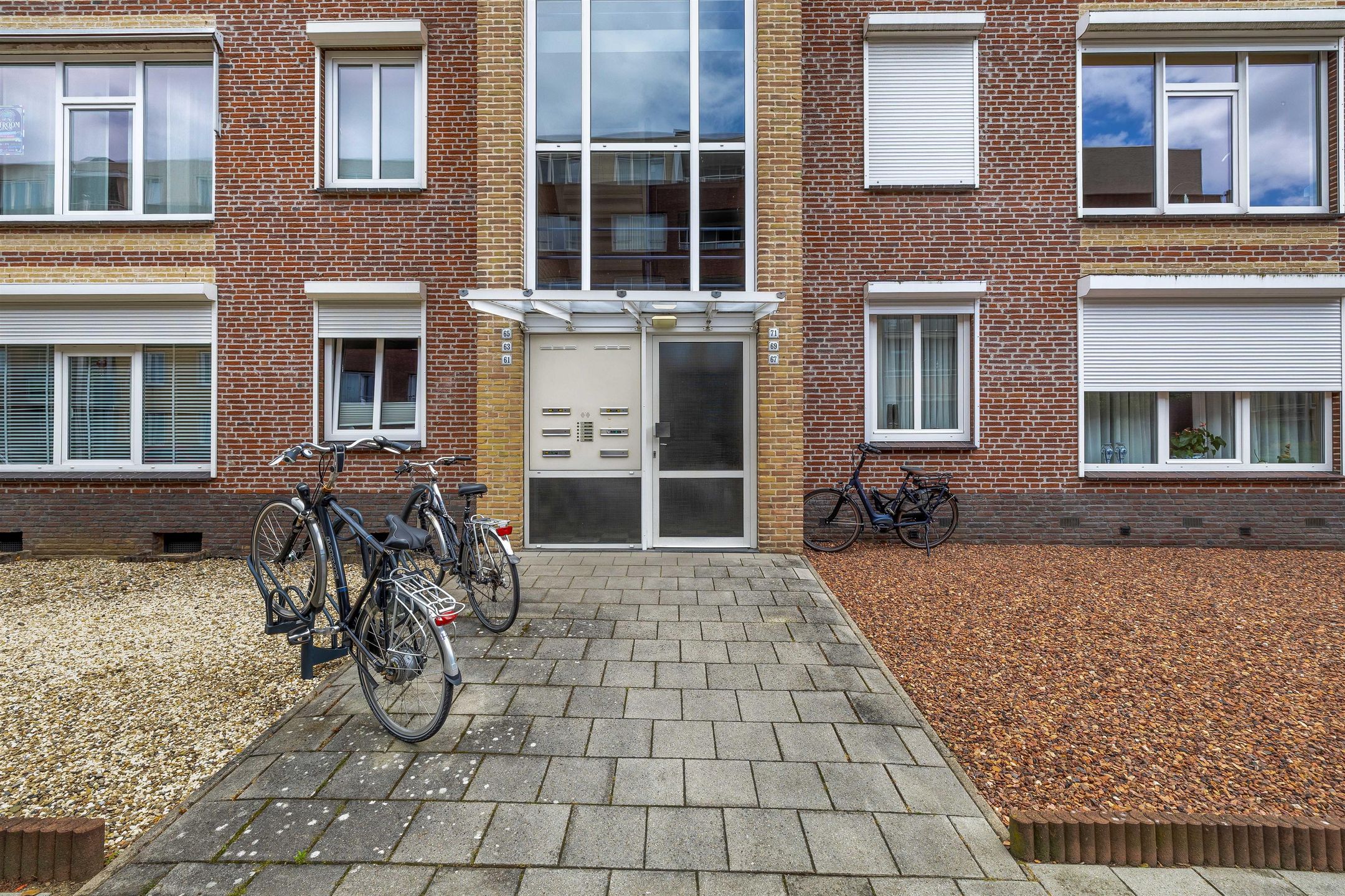Apartment in Roermond, Vrijveld - More