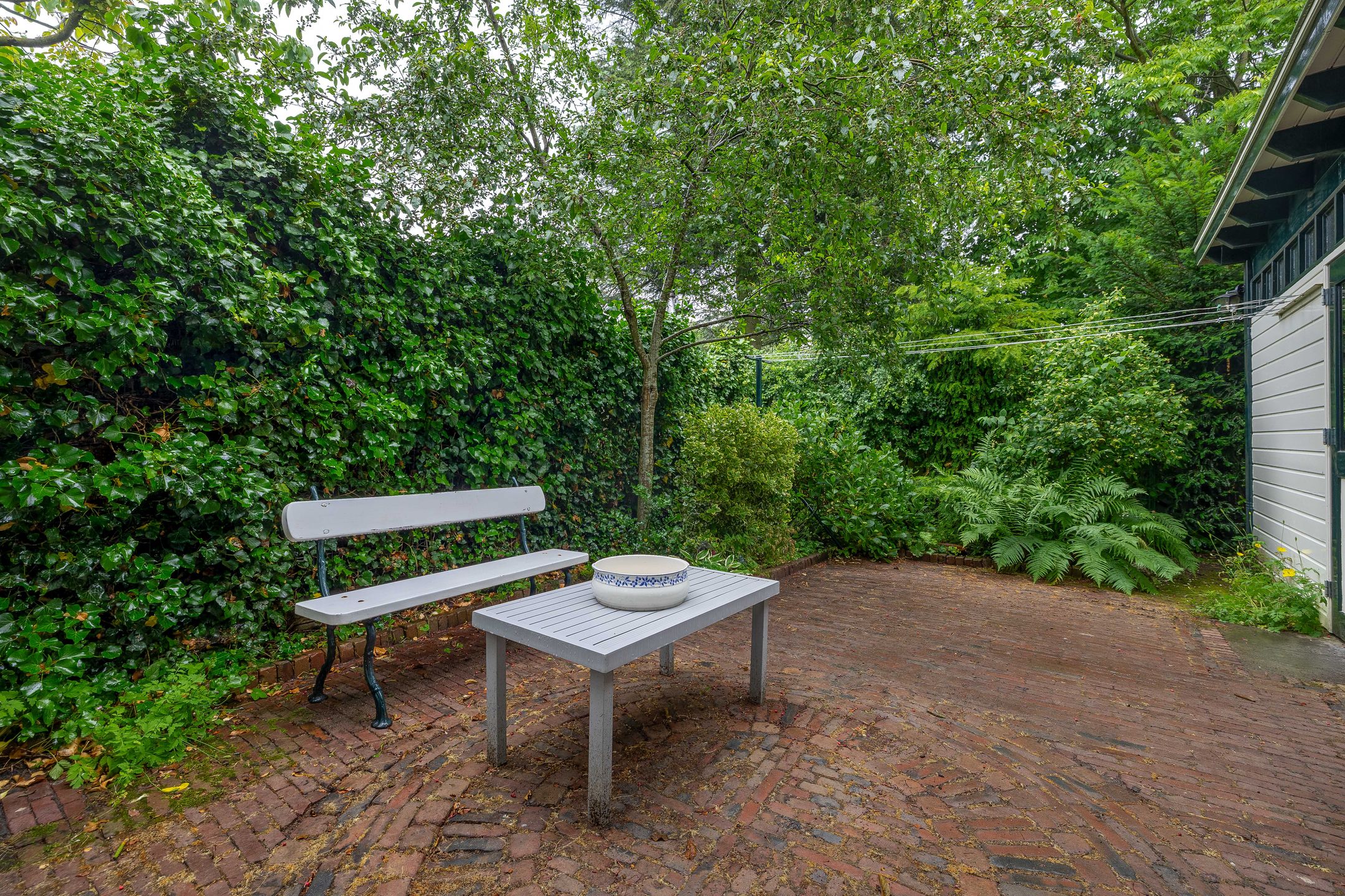 Characteristic Detached Villa 'Lucht en Licht' from 1910 with Modern Comforts and Spacious Garden — 45