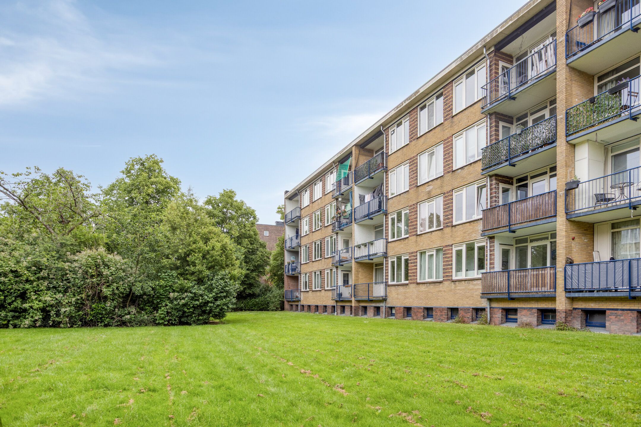 Move-In Ready Apartment Near Weesp Station — 27