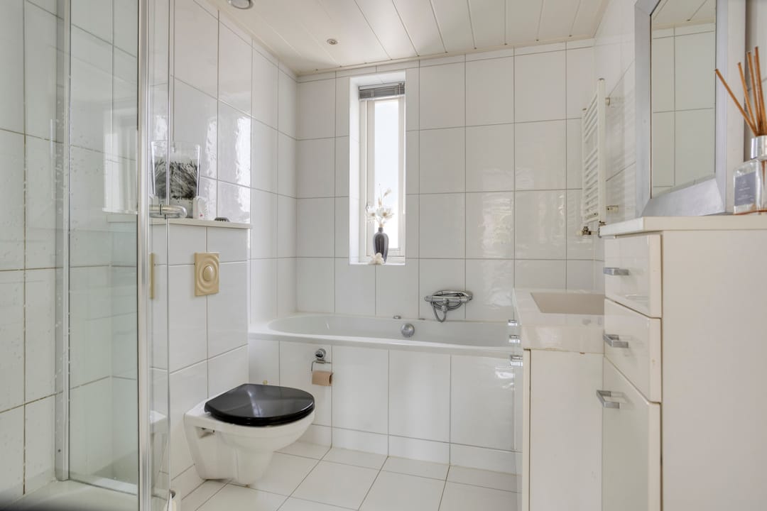 Spacious Terraced Home with Roof Terrace and Unobstructed Views in Tussen de Vaarten — 17