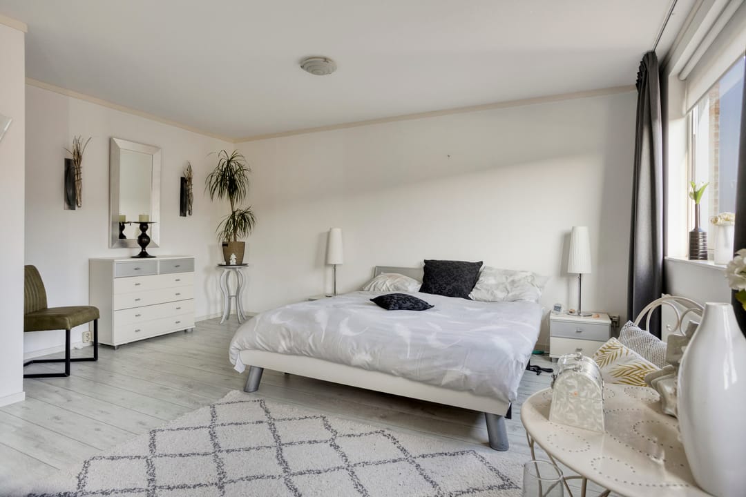 Spacious Terraced Home with Roof Terrace and Unobstructed Views in Tussen de Vaarten — 22