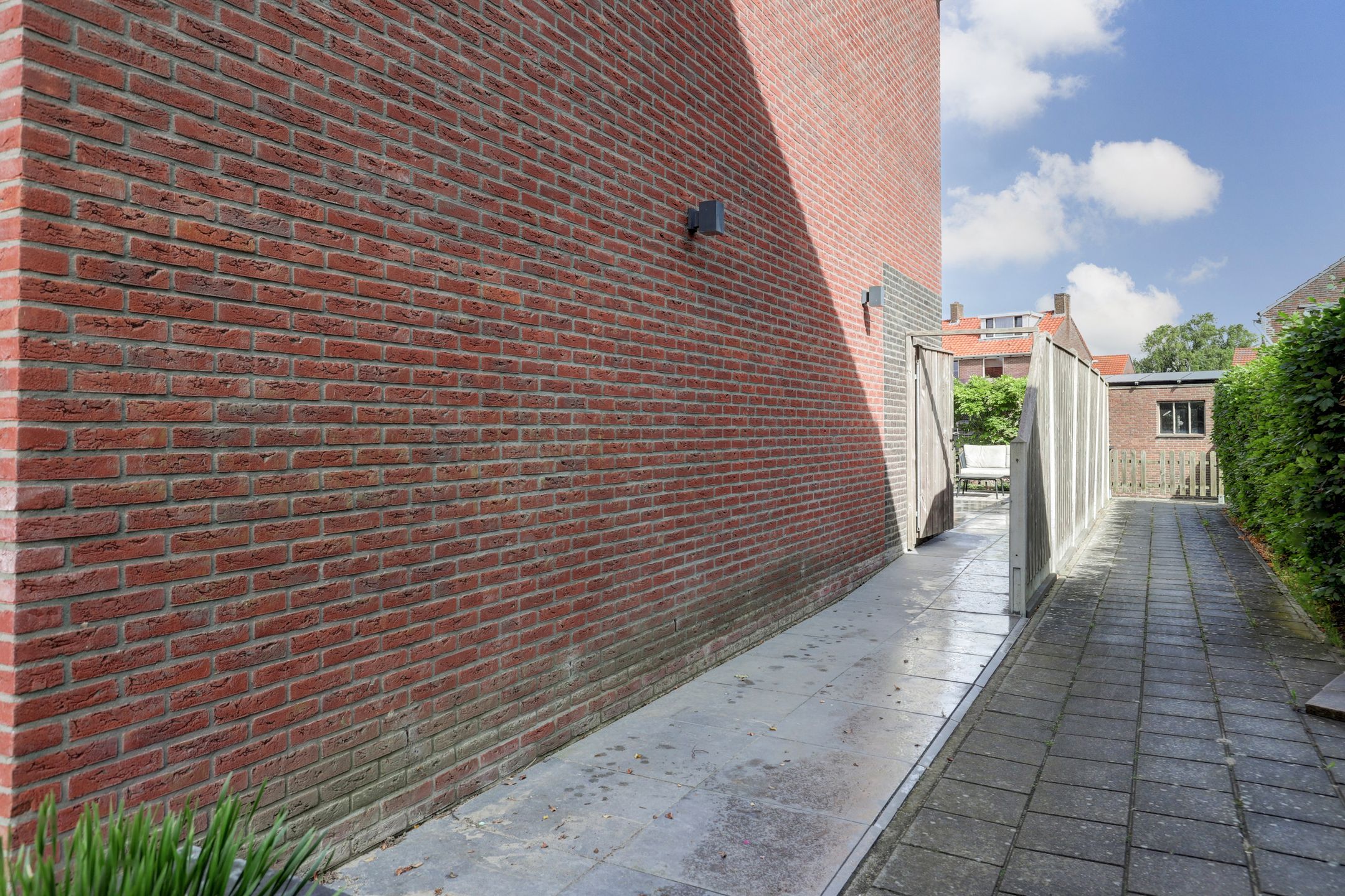 Photo 33 of Voorstuk 24