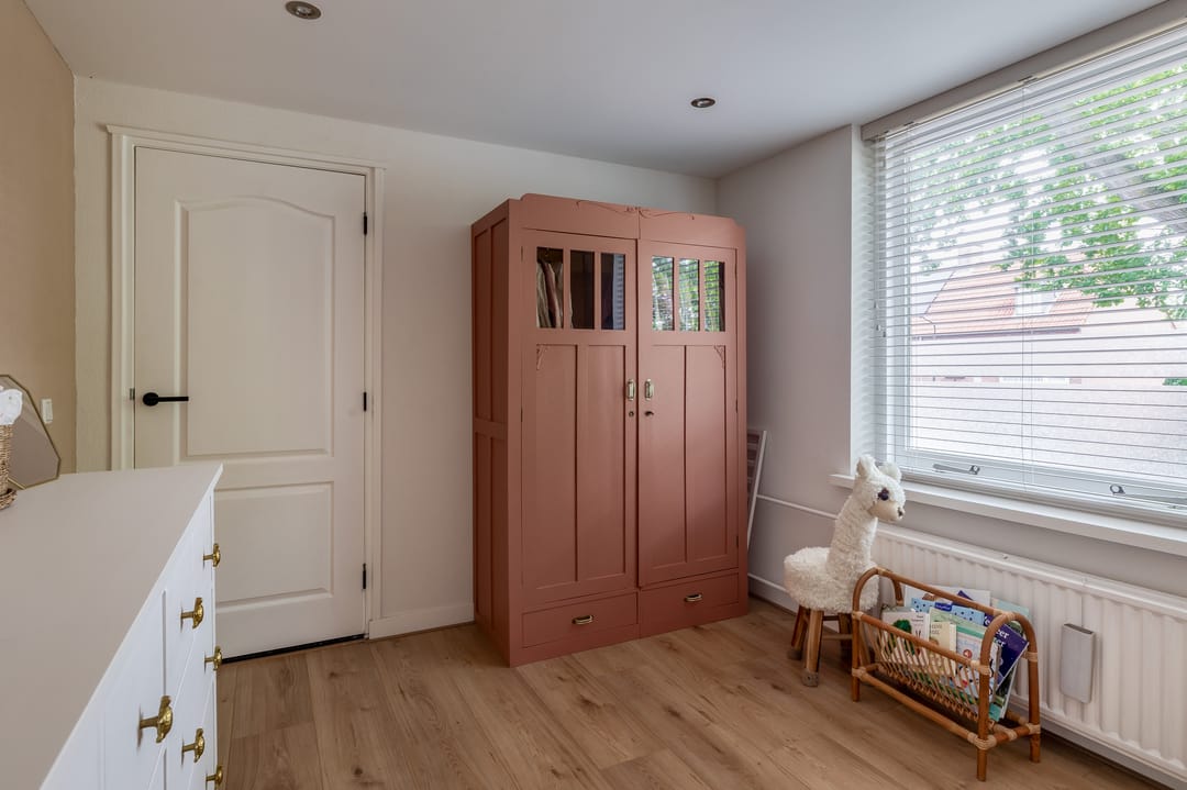 Spacious Corner Home with Two Bathrooms and South-Facing Garden in Schijndel — 23