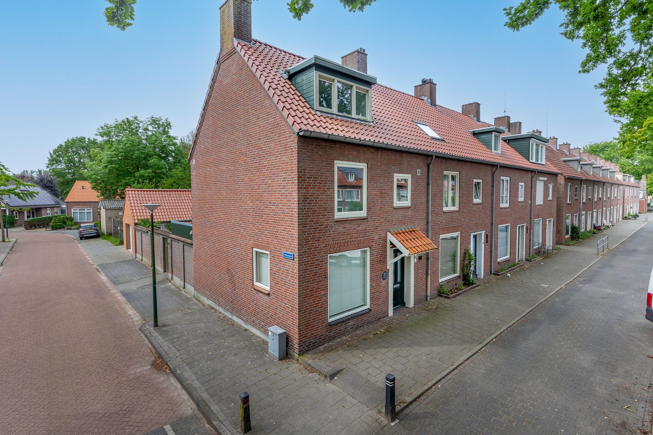 Spacious Corner Home with Two Bathrooms and South-Facing Garden in Schijndel — 30