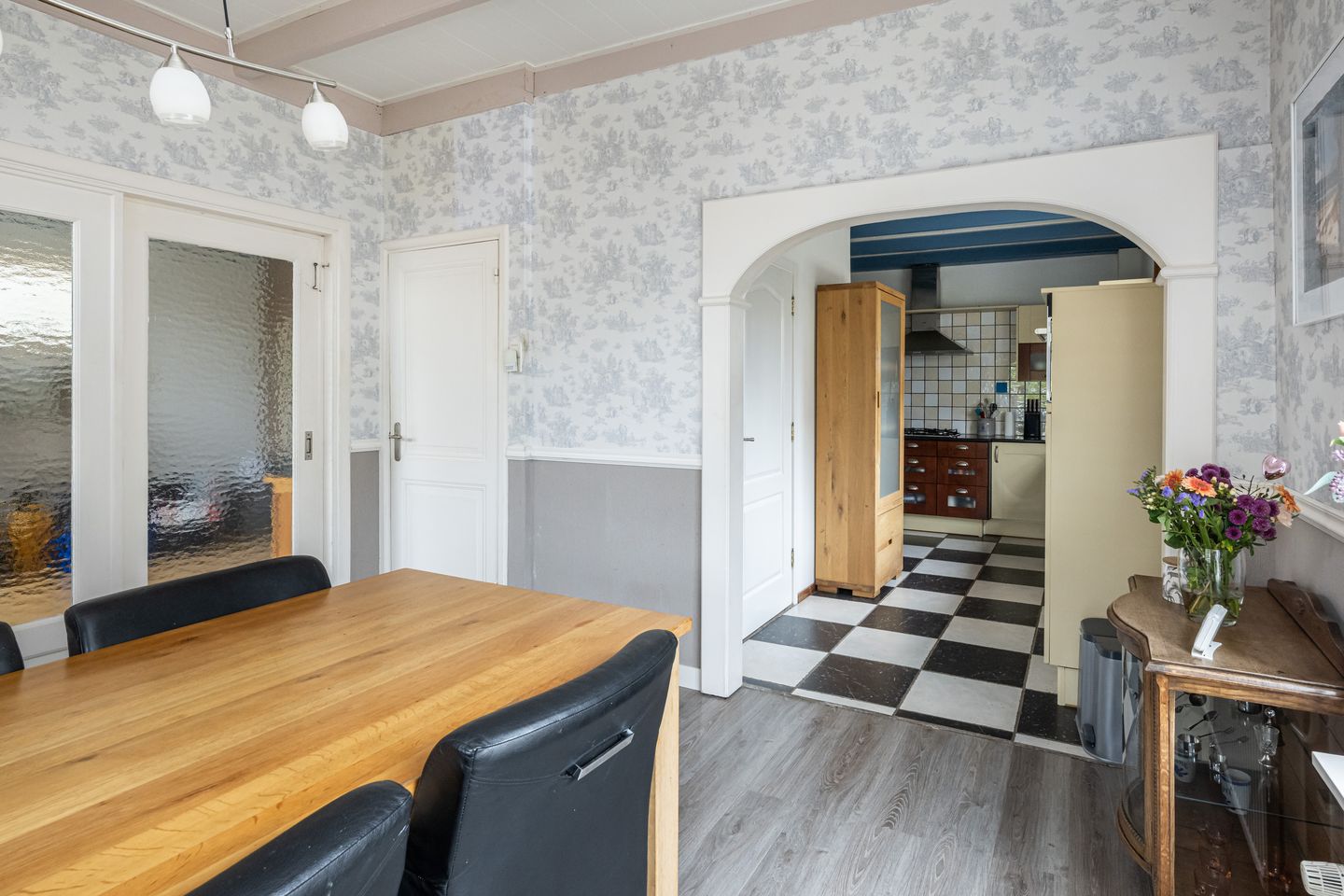 Spacious Former Farmhouse with Six Bedrooms and Open Polder Views — 20