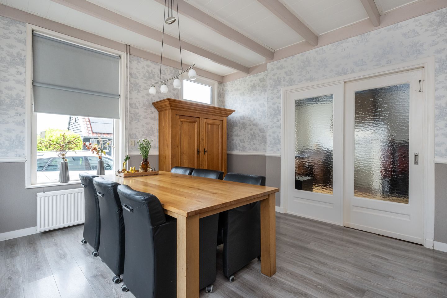 Spacious Former Farmhouse with Six Bedrooms and Open Polder Views — 19
