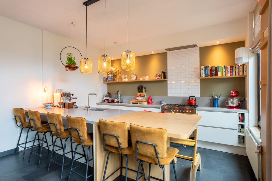 Spacious Townhouse with Eco Zone Views in Helmond — 7