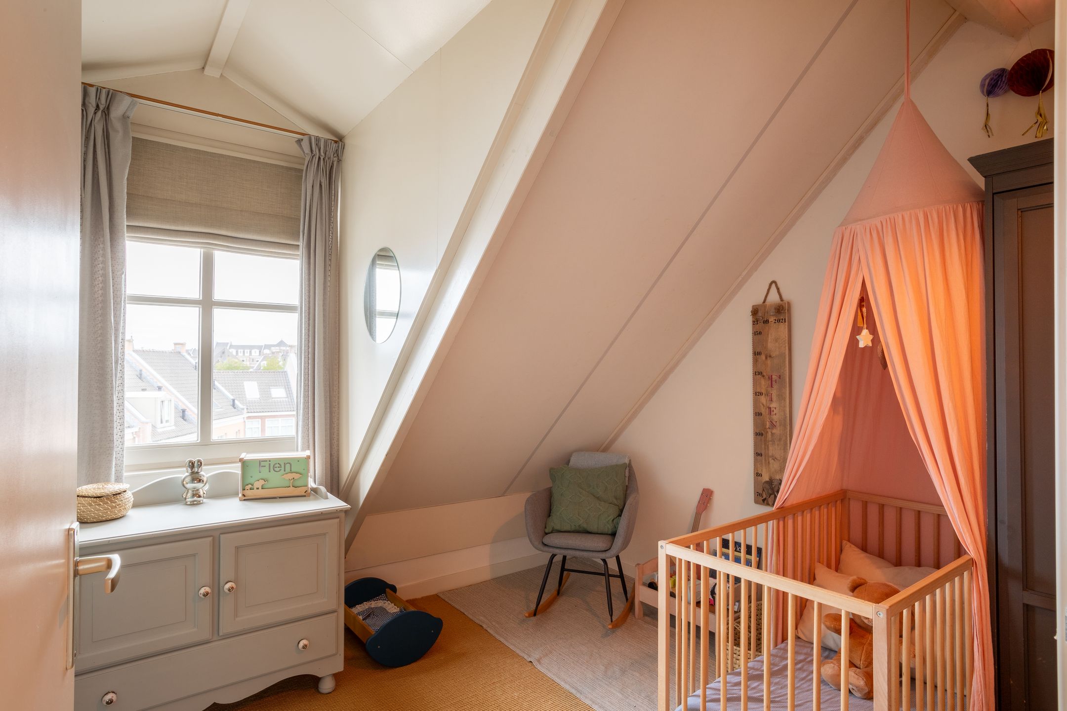 Spacious Townhouse with Eco Zone Views in Helmond — 24