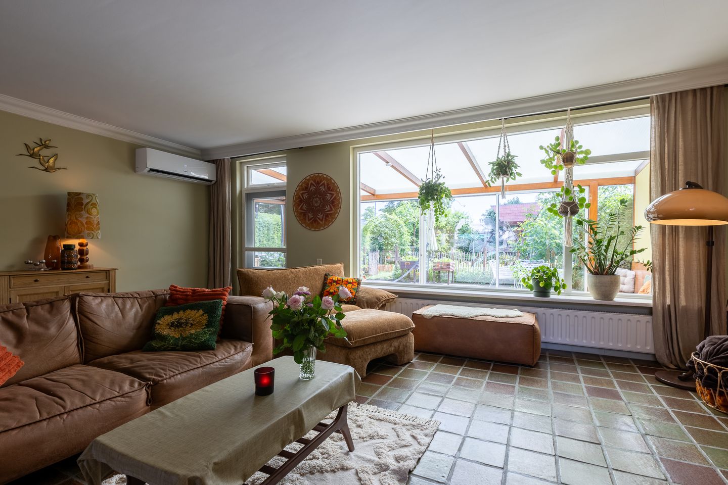Spacious Detached Family Home with Large Garage in Central Putte — 19