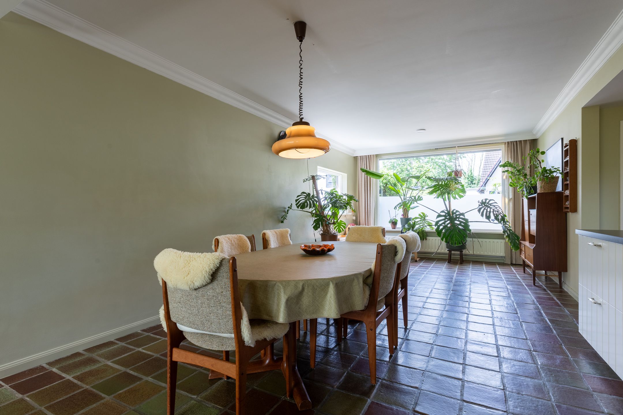 Spacious Detached Family Home with Large Garage in Central Putte — 15