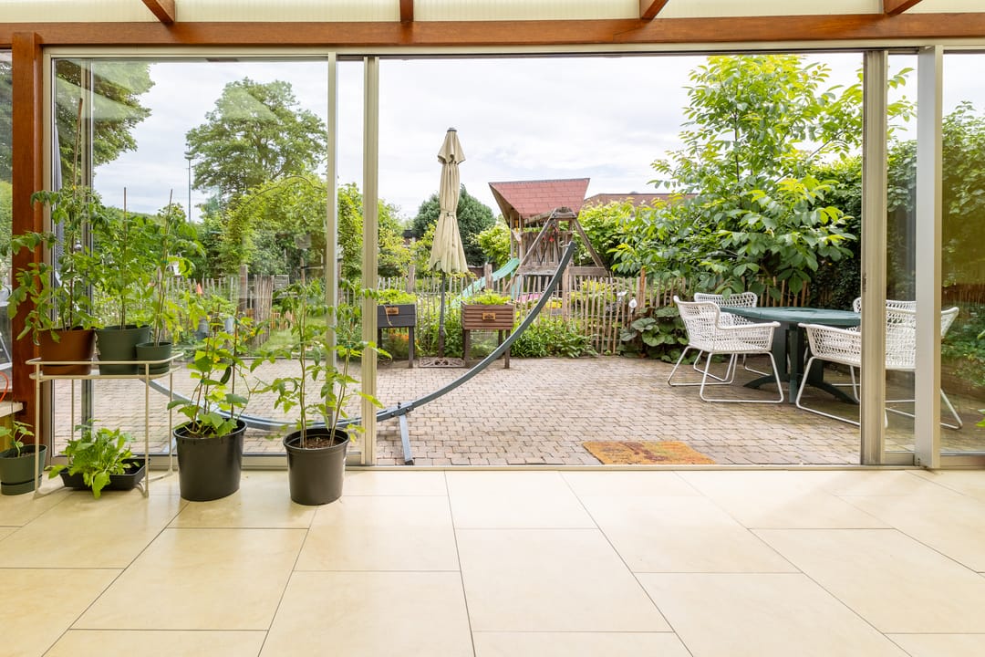 Spacious Detached Family Home with Large Garage in Central Putte — 22