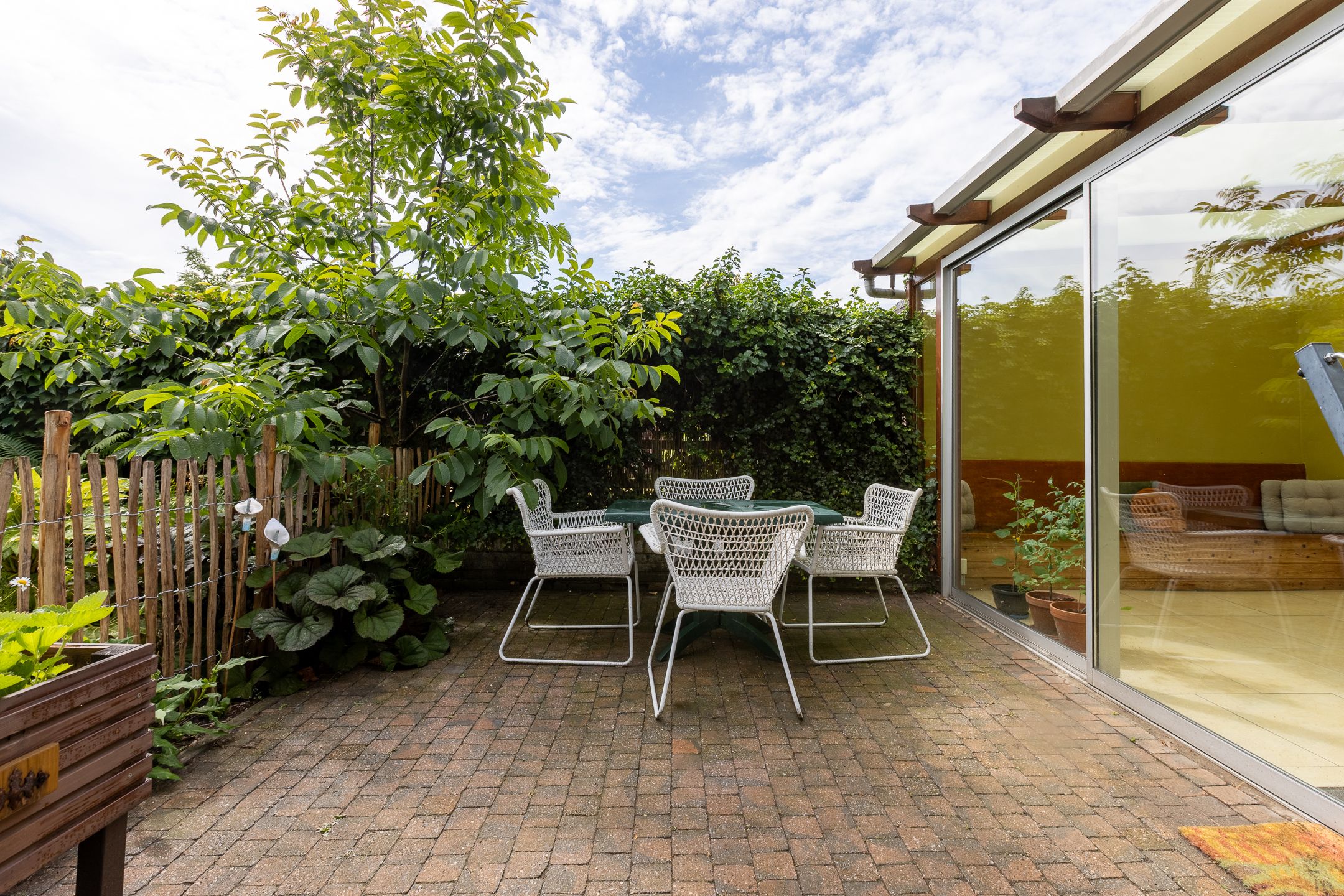 Spacious Detached Family Home with Large Garage in Central Putte — 51