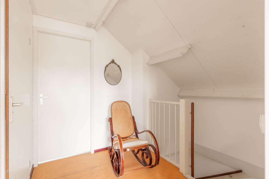 Spacious Six-Bedroom Family Home with Two Bathrooms Near Amstelveen City Centre — 22
