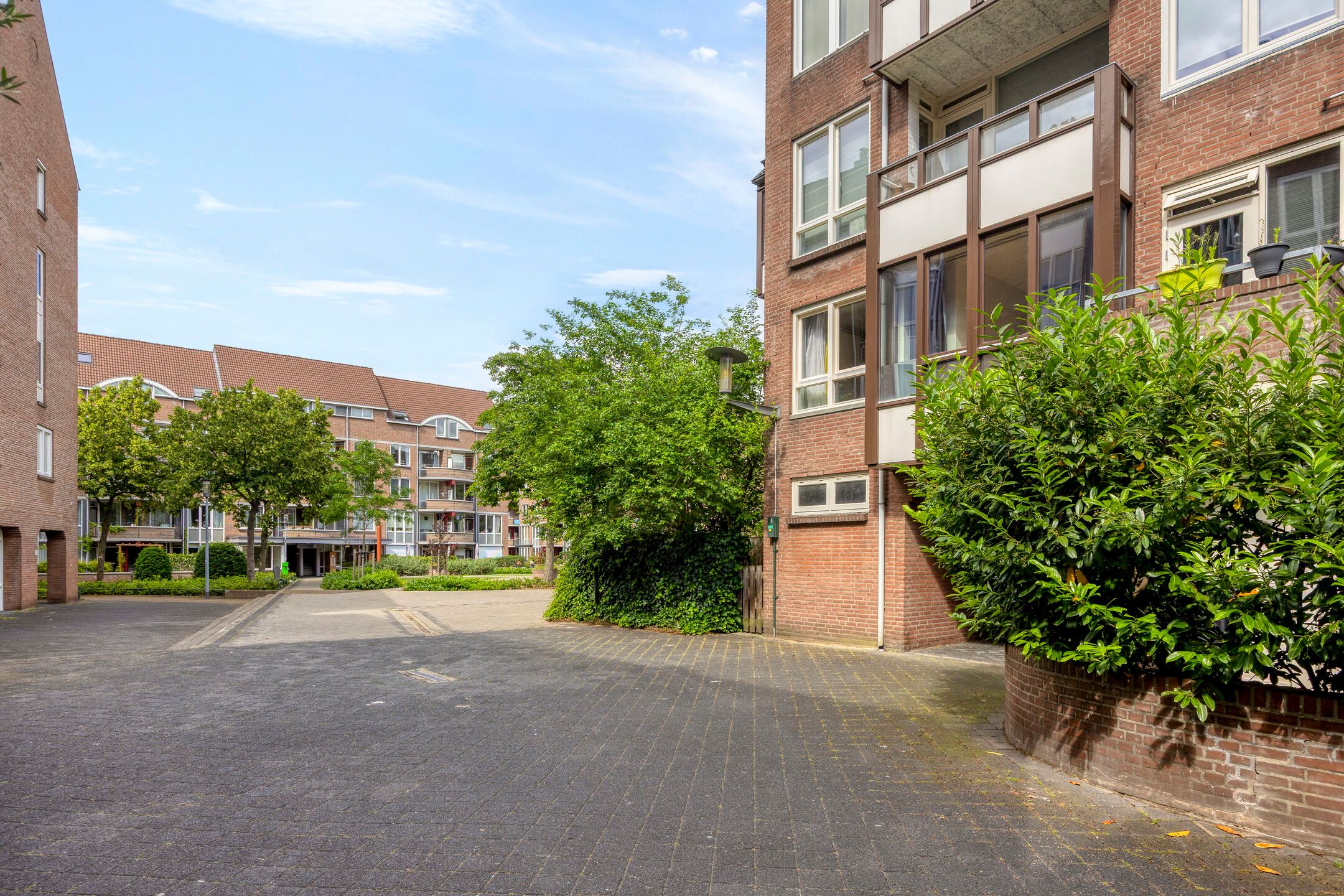 Spacious 3-Bedroom Apartment in Historic Maastricht Center — 33