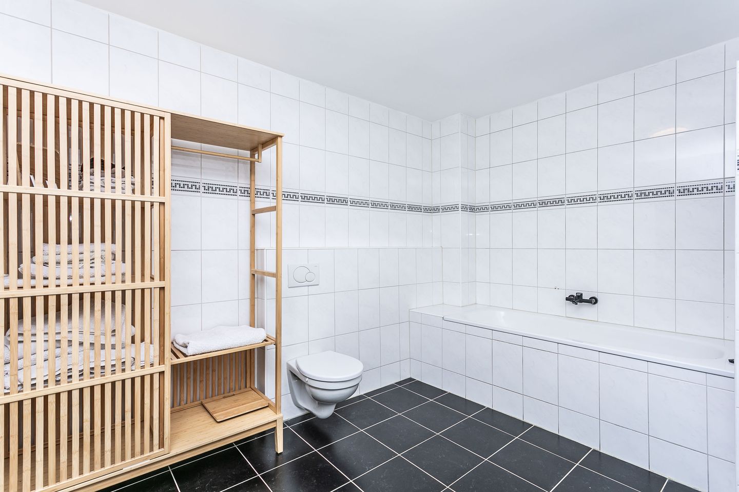Photo 10 of Akerstraat 84-B