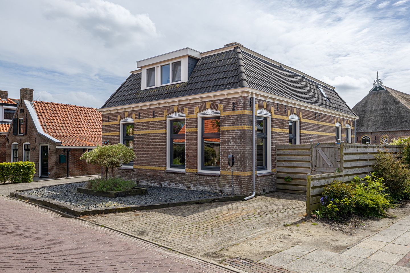 Foto 1 van De Buorren 12