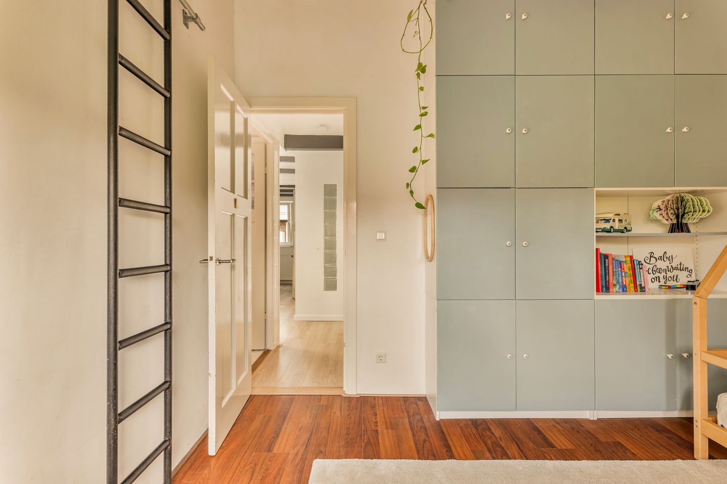 Spacious Four Bedroom Apartment with Rooftop Terrace in Vibrant West Amsterdam — 19