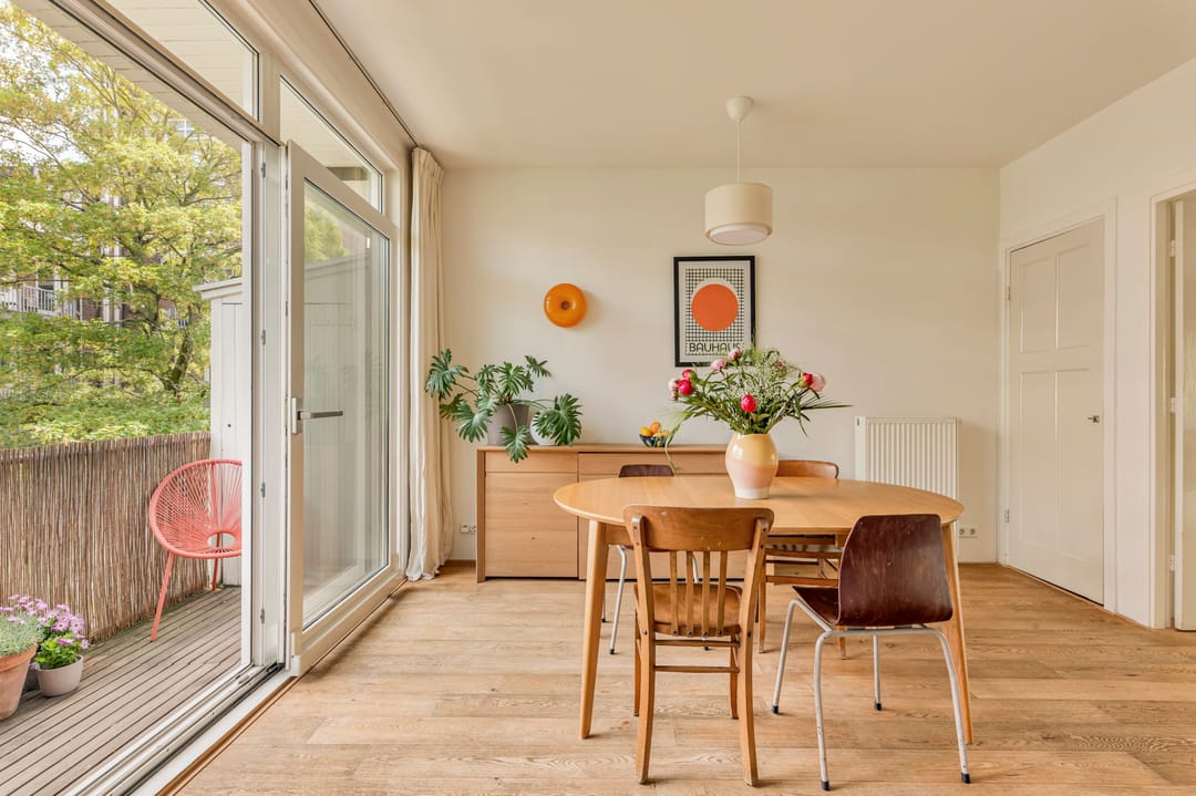 Spacious Four Bedroom Apartment with Rooftop Terrace in Vibrant West Amsterdam — 13