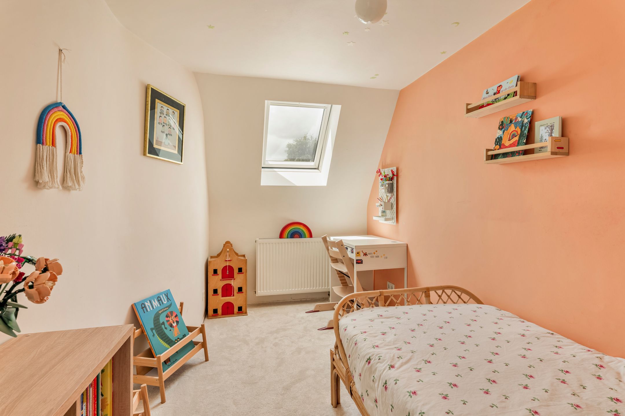Spacious Four Bedroom Apartment with Rooftop Terrace in Vibrant West Amsterdam — 24