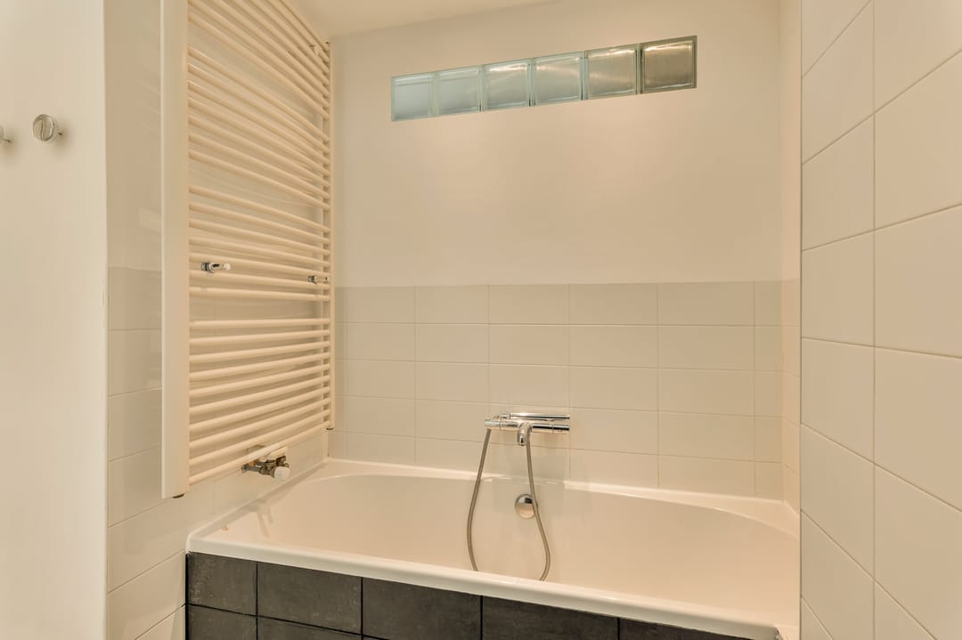Spacious Four Bedroom Apartment with Rooftop Terrace in Vibrant West Amsterdam — 23