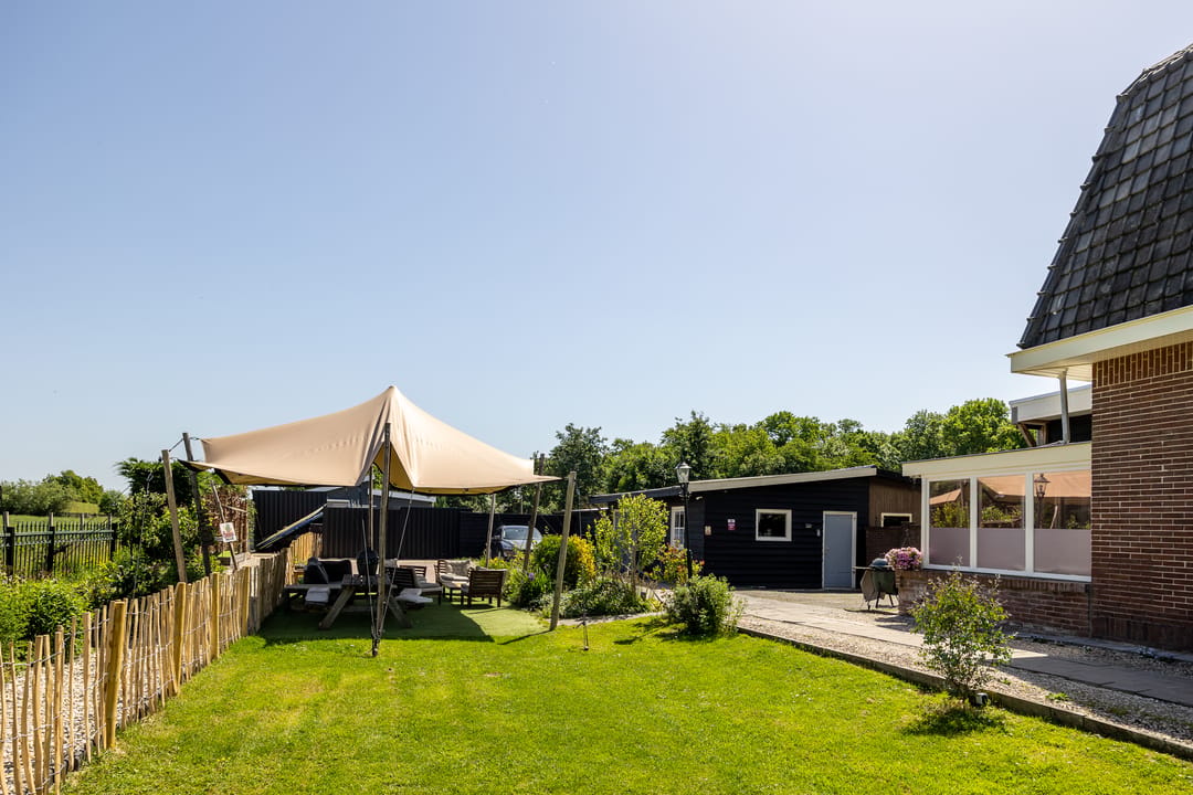 Waterfront Semi-Detached Home with Private Dock on the Vecht River — 41