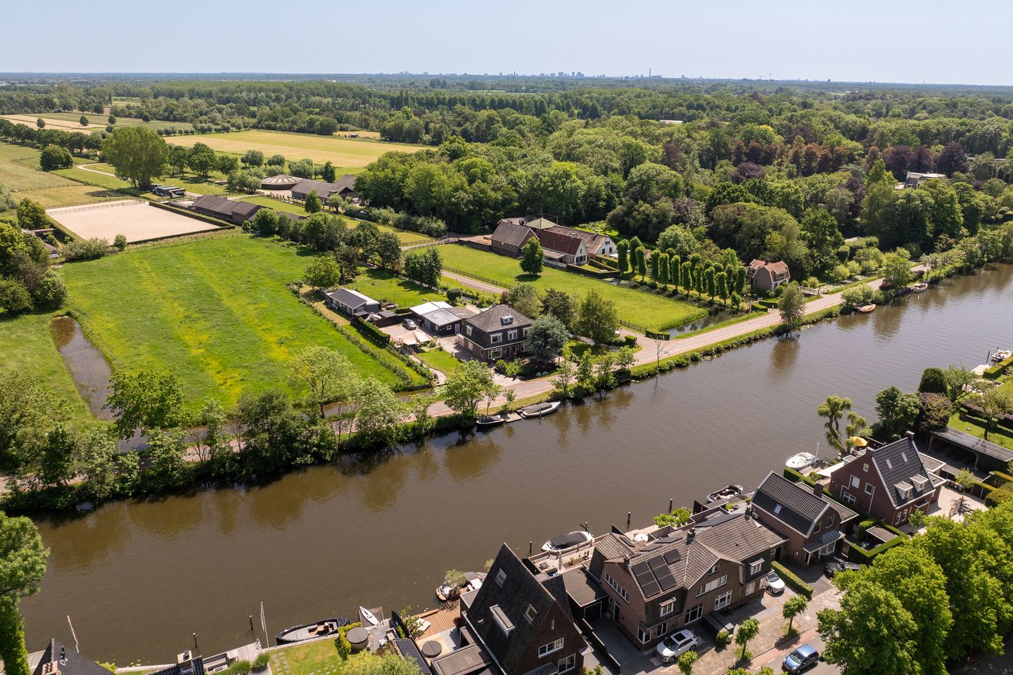 Waterfront Semi-Detached Home with Private Dock on the Vecht River — 49