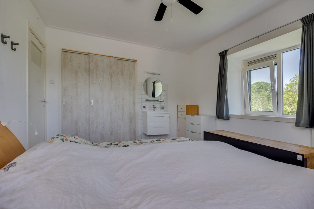 Waterfront Semi-Detached Home with Private Dock on the Vecht River — 26