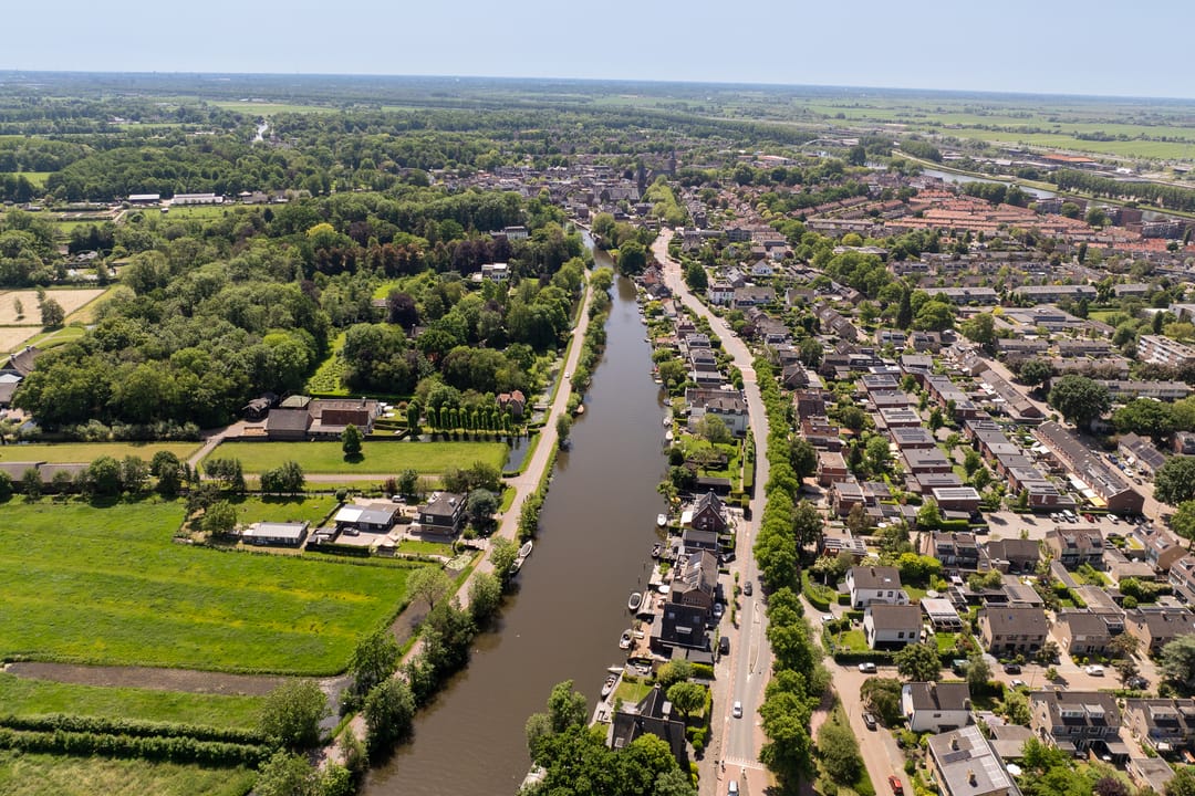 Waterfront Semi-Detached Home with Private Dock on the Vecht River — 53