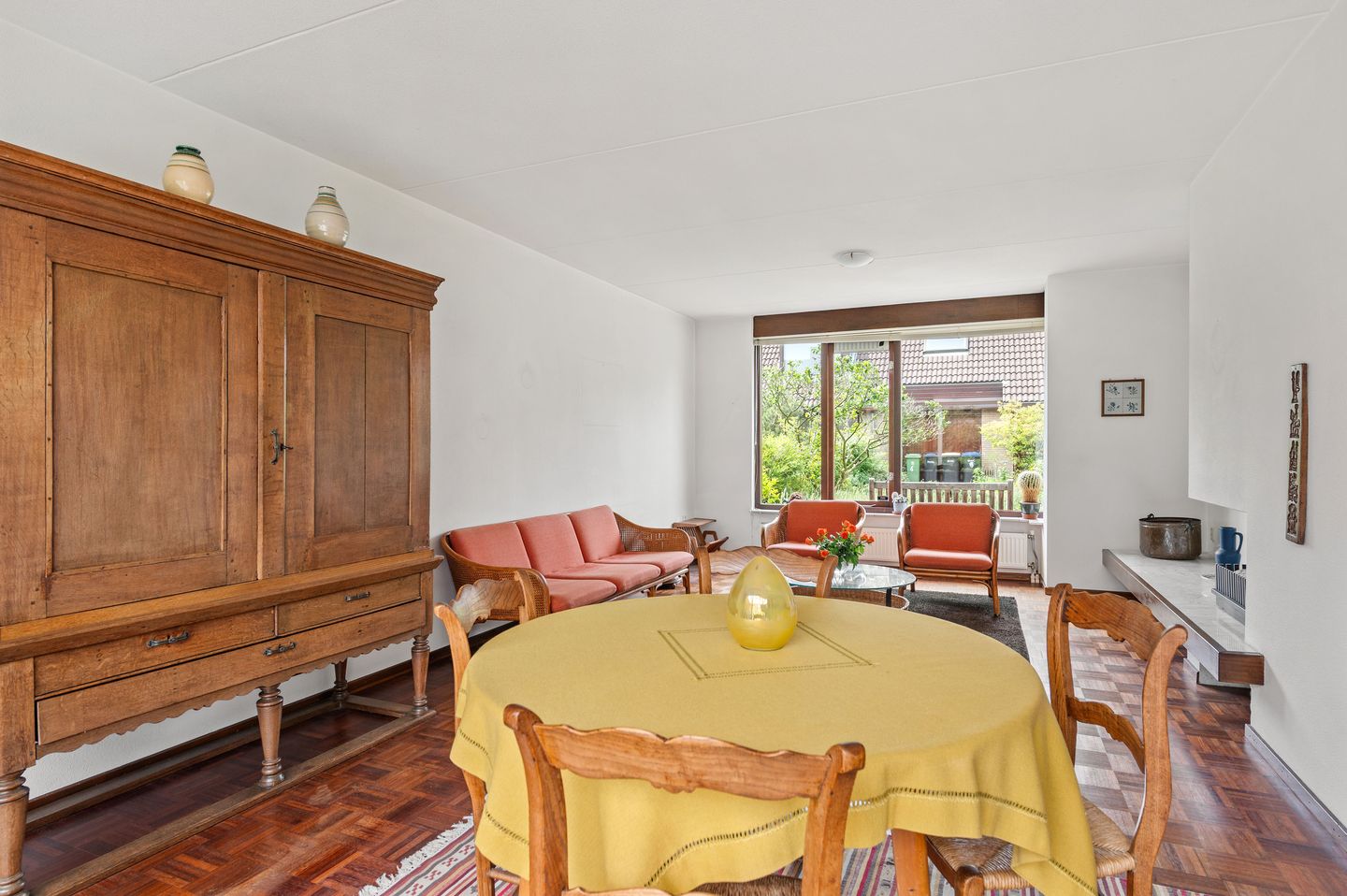 Spacious Semi-Detached Home with Ground Floor Living in Quiet Driehuis Location — 20