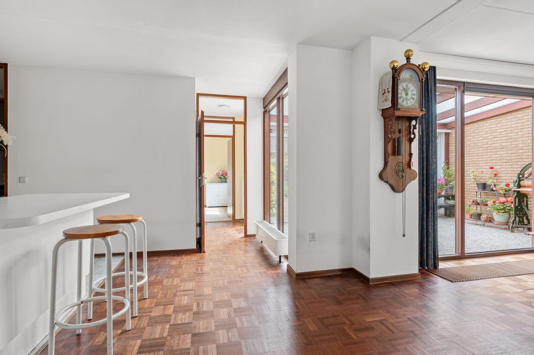 Spacious Semi-Detached Home with Ground Floor Living in Quiet Driehuis Location — 13