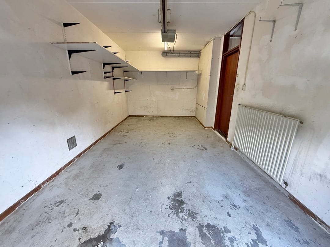 Spacious Semi-Detached Home with Ground Floor Living in Quiet Driehuis Location — 11