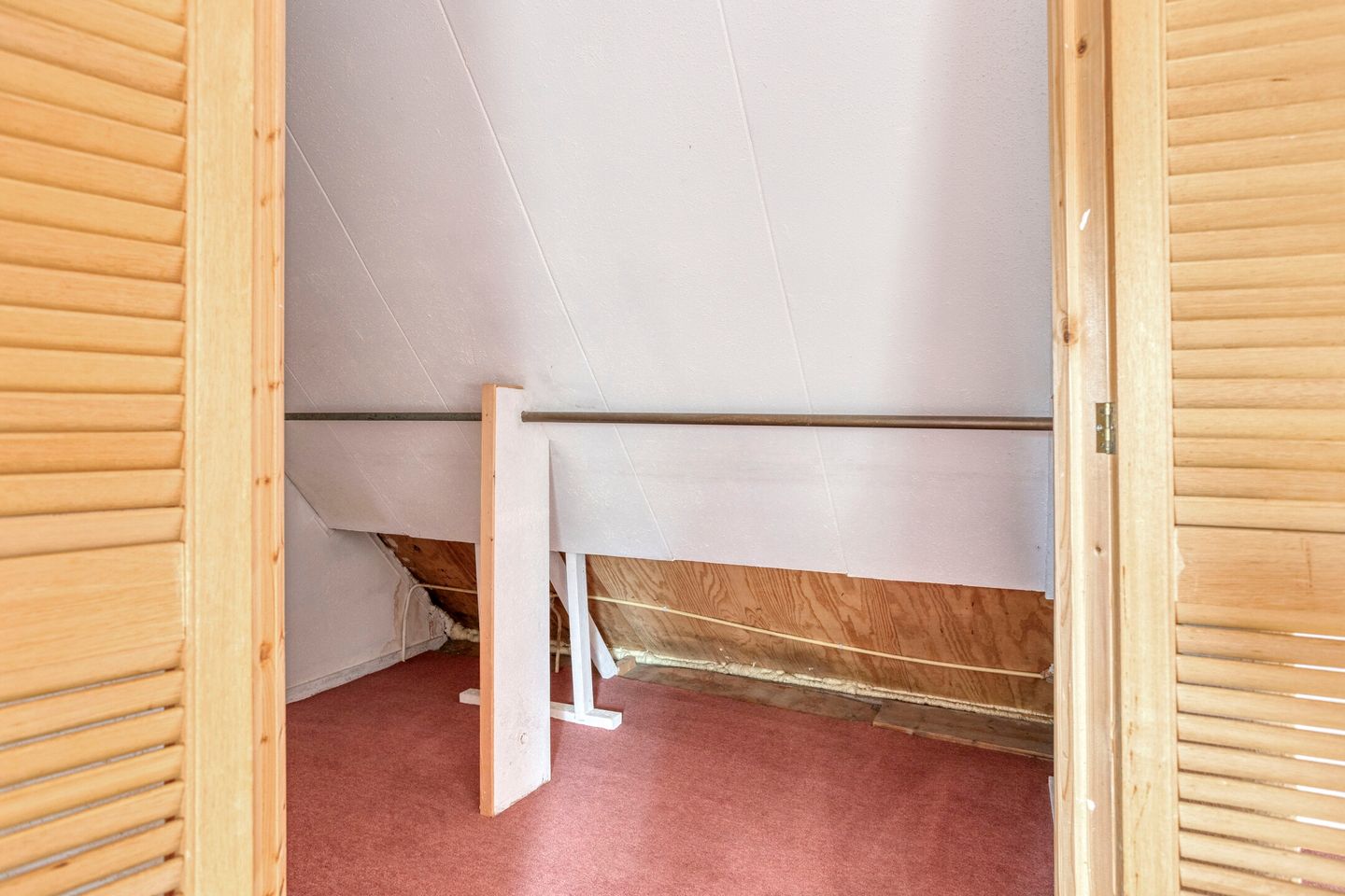 Charming Character Home with Deep Garden in Ellewoutsdijk — 19