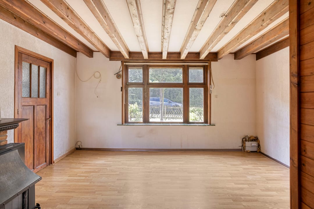 Charming Character Home with Deep Garden in Ellewoutsdijk — 8