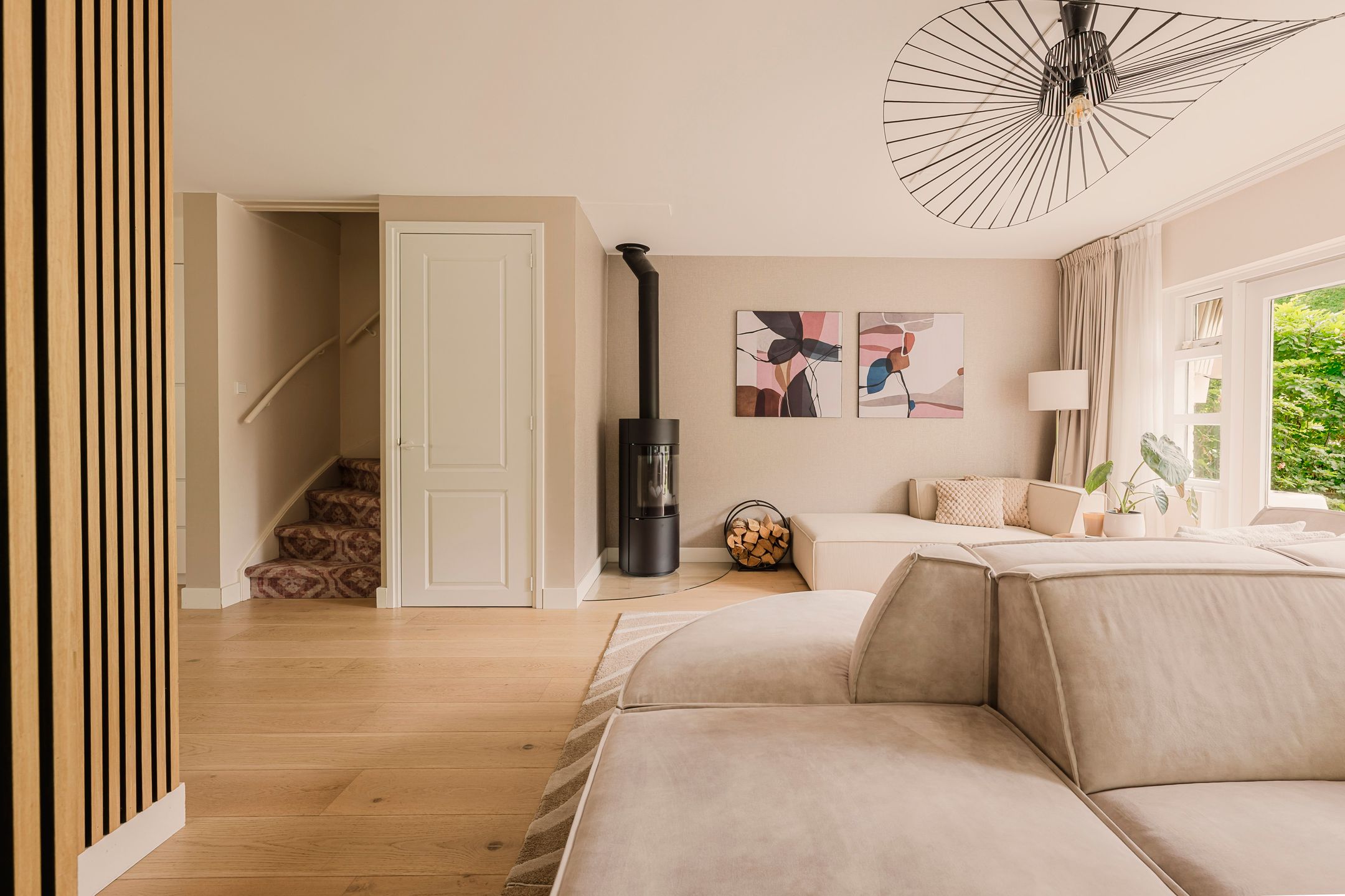 Renovated Family Home with Guest Suite and South West Garden in Huizen — 18