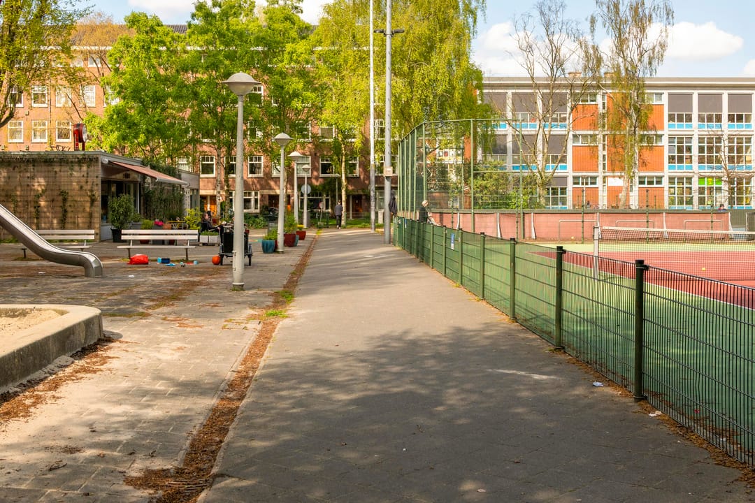 Photo 31 of Alblasstraat 44-H