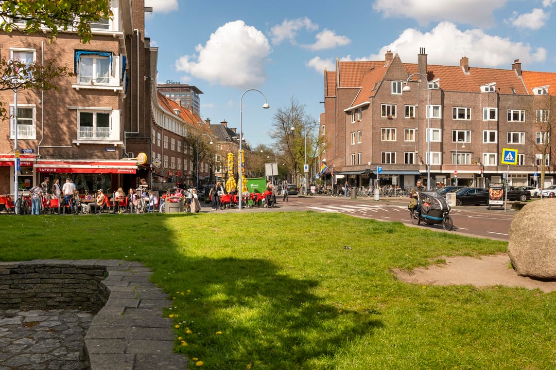 Photo 32 of Alblasstraat 44-H