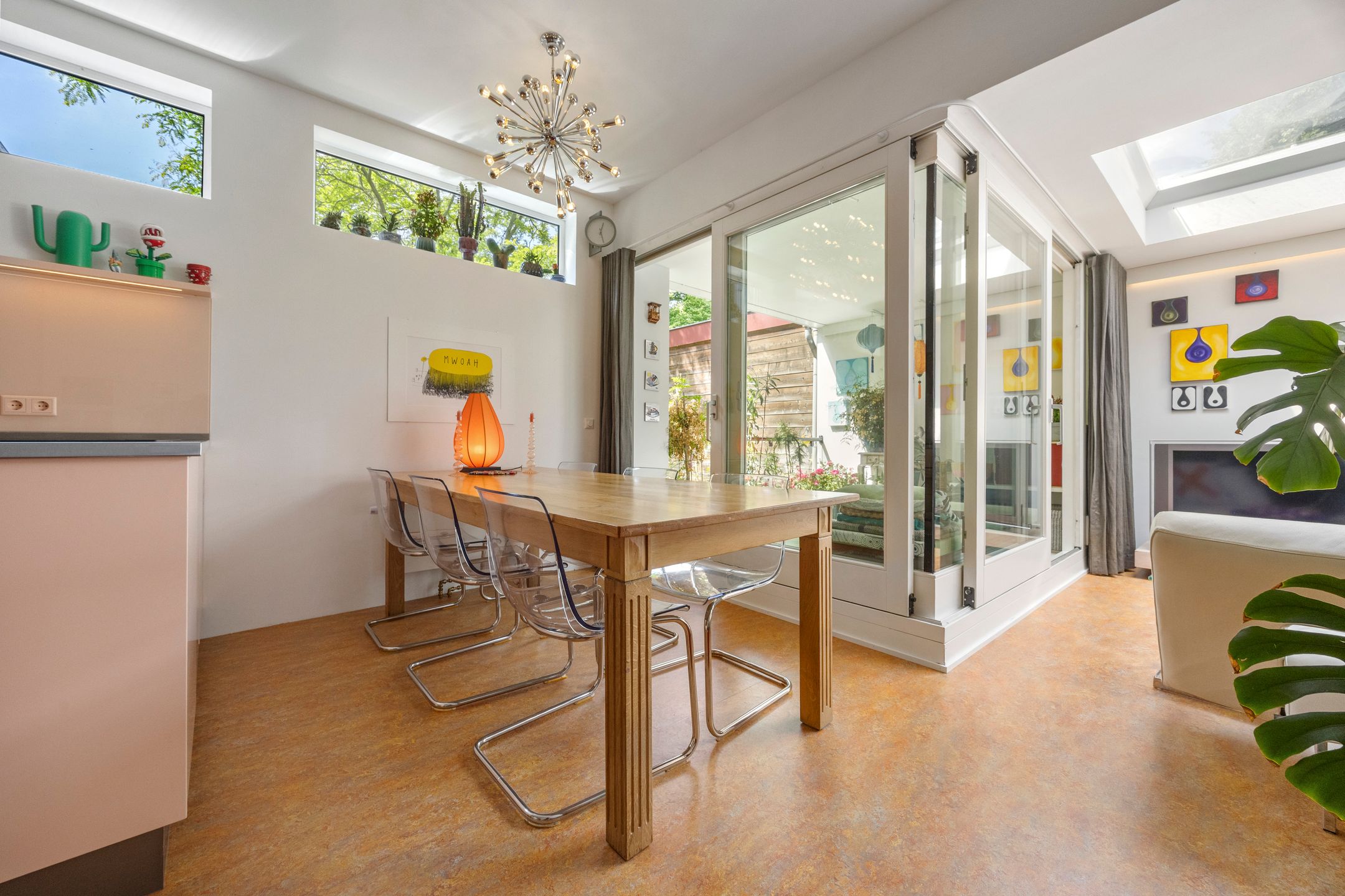 Spacious Ground Floor Apartment with Character in Nijmegen-Oost — 12