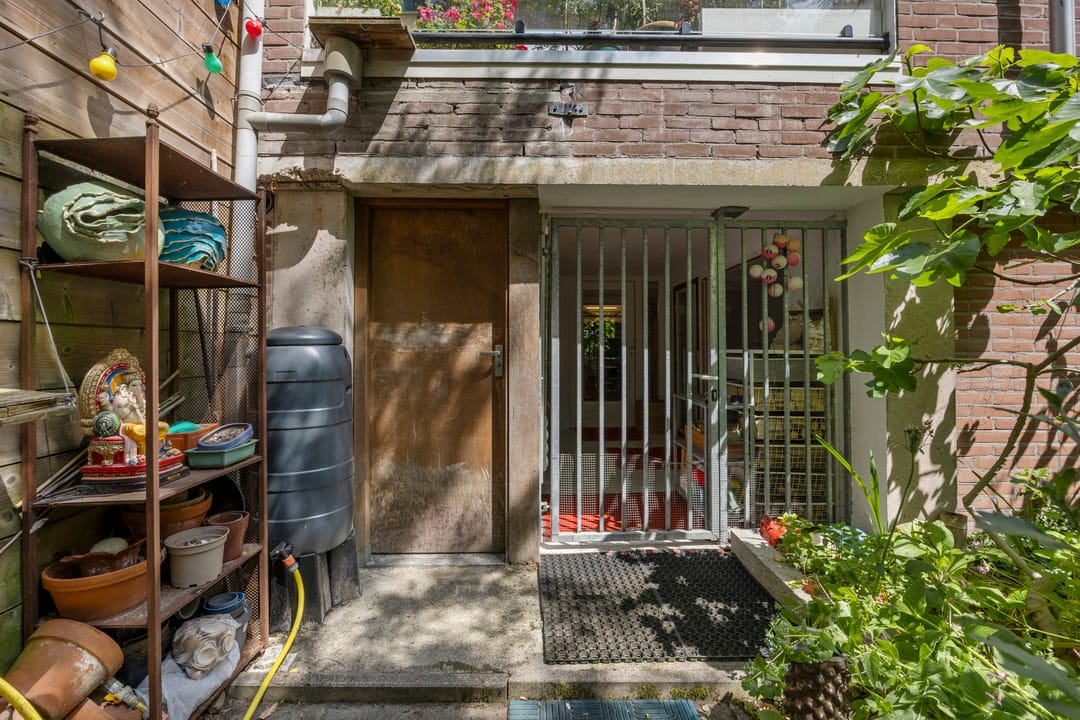 Spacious Ground Floor Apartment with Character in Nijmegen-Oost — 32