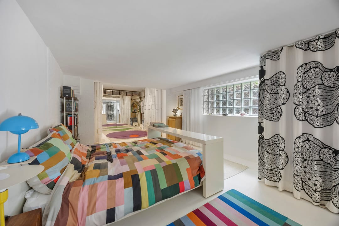 Spacious Ground Floor Apartment with Character in Nijmegen-Oost — 26