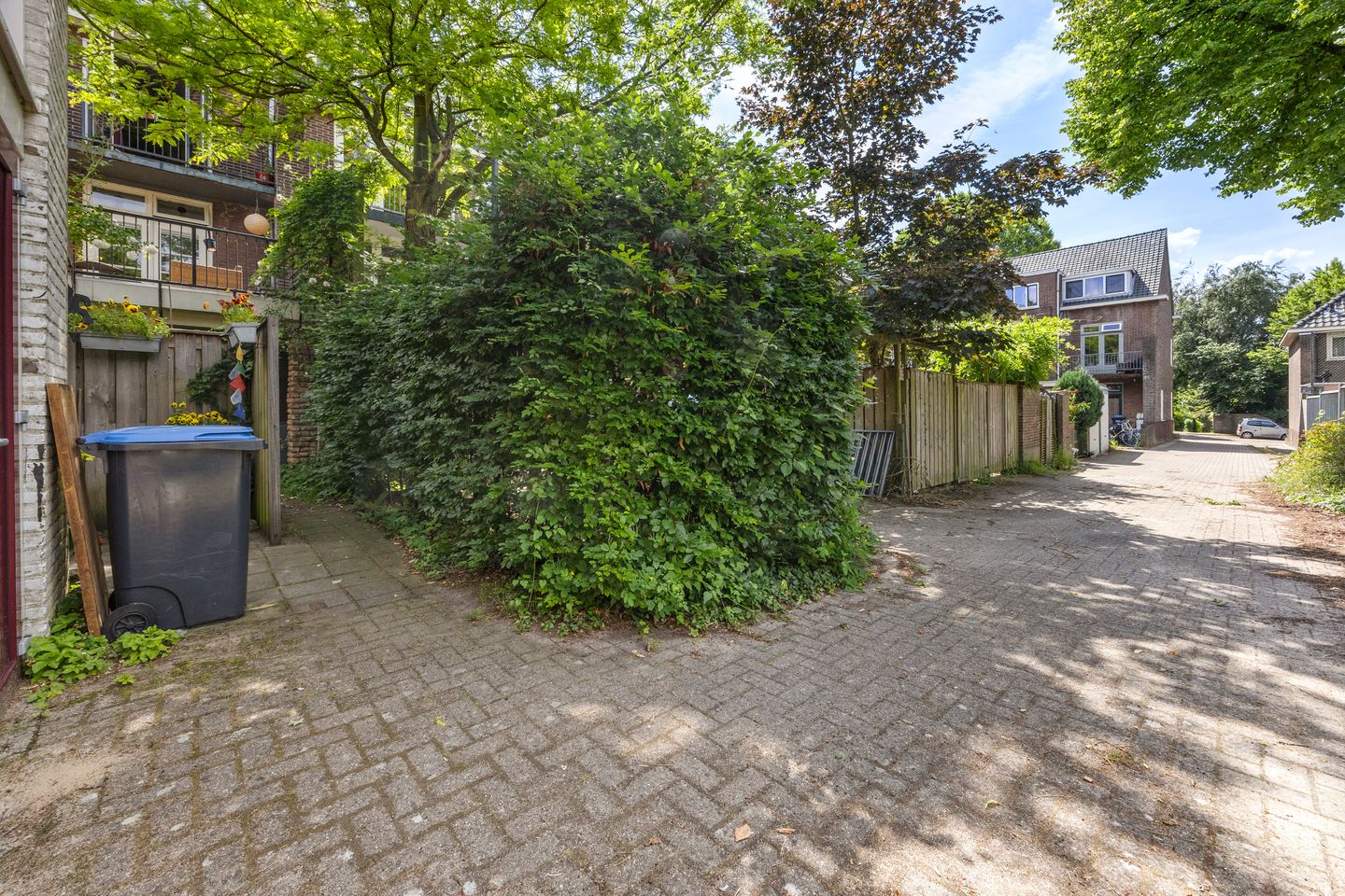 Spacious Ground Floor Apartment with Character in Nijmegen-Oost — 34